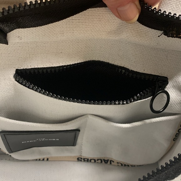 The tote bag / Canvas/ White-Black Trim - Picture 5 of 7